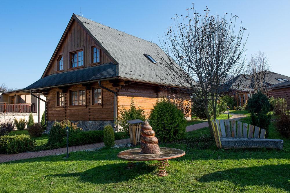 Sojka 3*